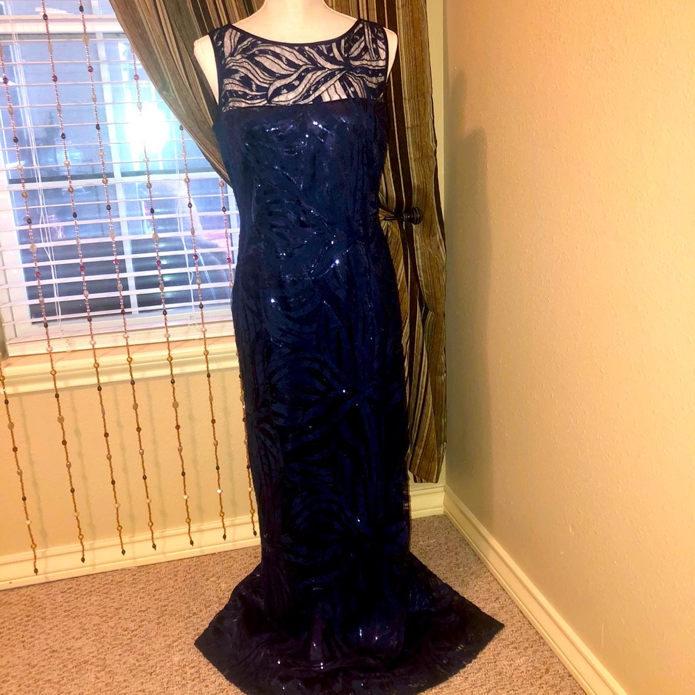 Tahari Gown (NWOT)